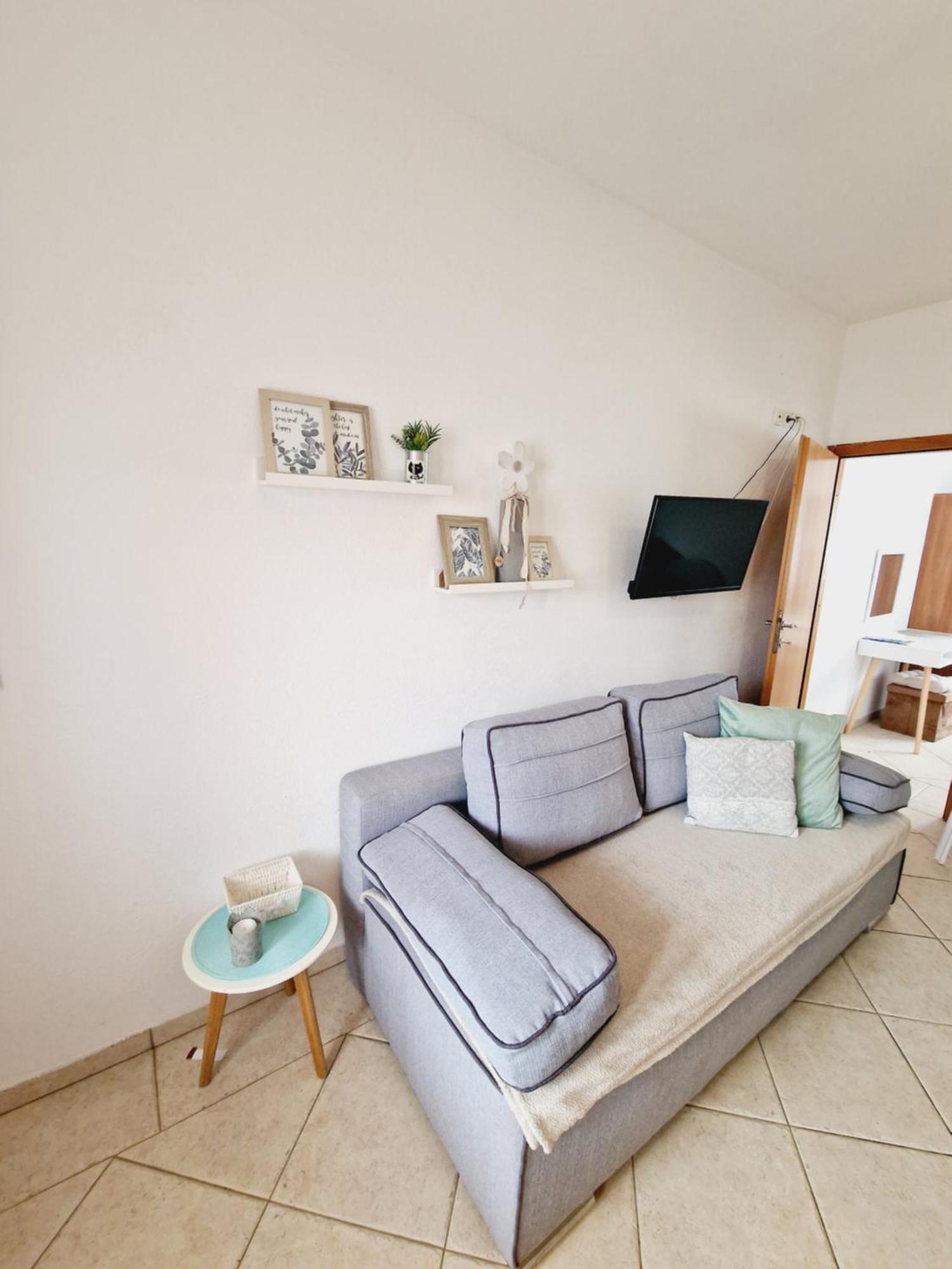 Apartment Melani Vir Exterior photo